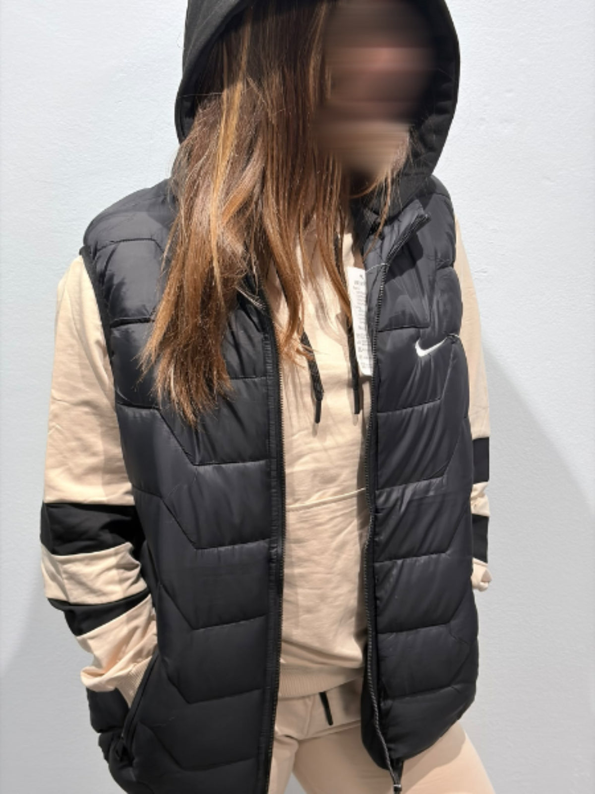 Vesta Nike Unisex Neagra